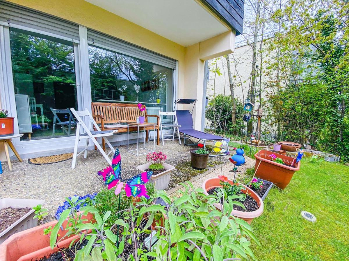 Little Black Forest Garden Apartment